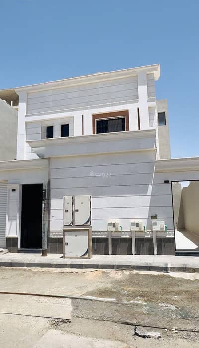4 Bedroom Floor for Sale in East Riyadh, Riyadh - Very luxurious role for sale 4 Bedroom Floor for Sale in East Riyadh, Riyadh - Very luxurious role for sale