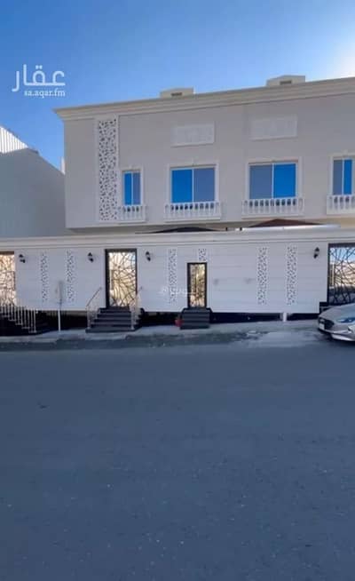 3 Bedroom Villa for Sale in Al Sadad, Taif - Villa for sale on Ahmed Al-Maliki Street, Al-Saddad District, Taif City