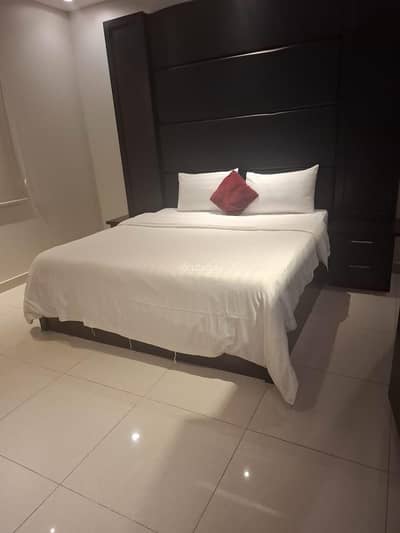 1 Bedroom Apartment for Rent in North Riyadh, Riyadh - A bedroom and a living room with a bathroom and a preparatory kitchen Unit 4