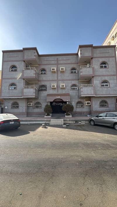 Residential Building for Sale in North Jeddah, Jeddah - 60 Room Building For Sale in Al Rabwah, Jeddah Residential Building for Sale in North Jeddah, Jeddah - 60 Room Building For Sale in Al Rabwah, Jeddah