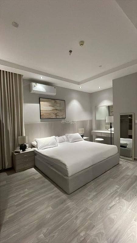 Luxurious furnished apartment with upscale hotel-style furniture Luxurious furnished apartment with upscale hotel-style furniture
