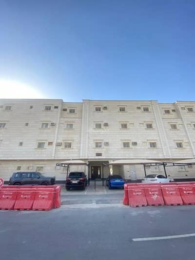 4 Bedroom Apartment for Rent in East Riyadh, Riyadh - An apartment for rent on Al Wadi Street, Al Rawabi District, Riyadh City.