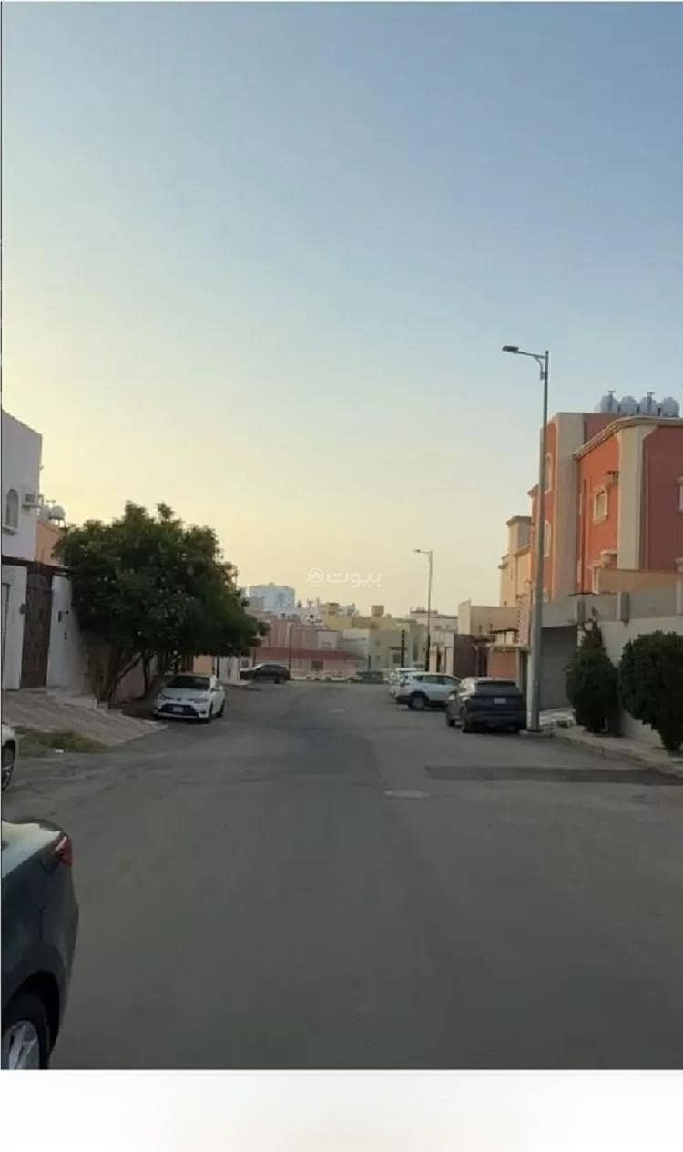 A land for sale on Wa'lan Street, Al Murooj District, Abha City. A land for sale on Wa'lan Street, Al Murooj District, Abha City.