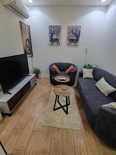 1 Bedroom Flat for Rent in East Riyadh, Riyadh - Apartment for rent, furnished bedroom and living room