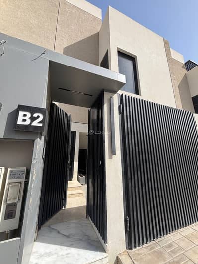 3 Bedroom Floor for Rent in North Riyadh, Riyadh - Apartment for rent in Al Mulqa district