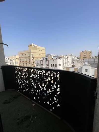 4 Bedroom Apartment for Sale in North Jeddah, Jeddah - Luxurious apartment for sale in Jeddah, Al-Aziziyah district 4 Bedroom Apartment for Sale in North Jeddah, Jeddah - Luxurious apartment for sale in Jeddah, Al-Aziziyah district