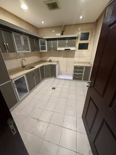 3 Bedroom Flat for Rent in North Riyadh, Riyadh - Apartment in North Riyadh，Al Malqa 3 bedrooms 60000 SAR - 88035689