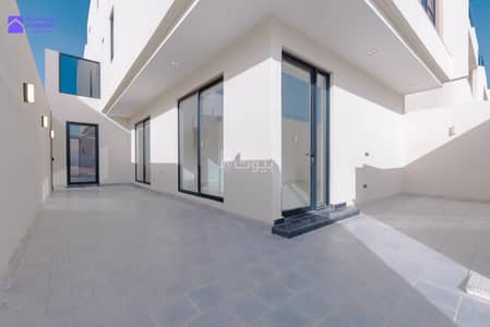 3 Bedroom Apartment for Sale in East Riyadh, Riyadh - Luxurious Townhouse for Sale | View Residences Project | Al-Rimal District