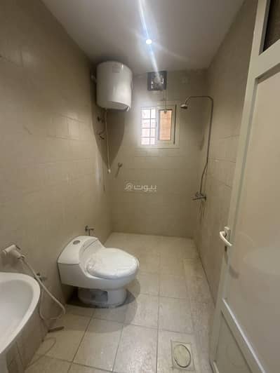 2 Bedroom Apartment for Rent in Uhud, Dammam - Apartment for rent in Um Al-Haqqi neighborhood  Consisting of:  One bedroom + living room + kitchen + bathroom  (Air conditioners - fitted kitchen)  - 24-hour security in the building - Prominent location close to services, restaurants, and cafes  Price: 1,700 monthly Water and electricity included