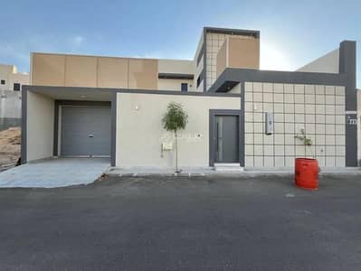 4 Bedroom Villa for Sale in Al Humar Al Janubi, Buraydah Al Qassim Region - Villa For Sale in Al Humar Al Janubi, Buraydah Al Qassim Region 4 Bedroom Villa for Sale in Al Humar Al Janubi, Buraydah Al Qassim Region - Villa For Sale in Al Humar Al Janubi, Buraydah Al Qassim Region