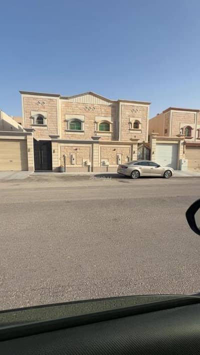 8 Bedroom Villa for Sale in King Fahd Suburb, Dammam - Villa in King Fahd Suburb 8 bedrooms 920000 SAR - 87998289