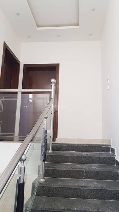 3 Bedroom Flat for Rent in North Riyadh, Riyadh - Apartment in North Riyadh,Al Malqa 3 bedrooms 80000 SAR - 88038453 3 Bedroom Flat for Rent in North Riyadh, Riyadh - Apartment in North Riyadh,Al Malqa 3 bedrooms 80000 SAR - 88038453