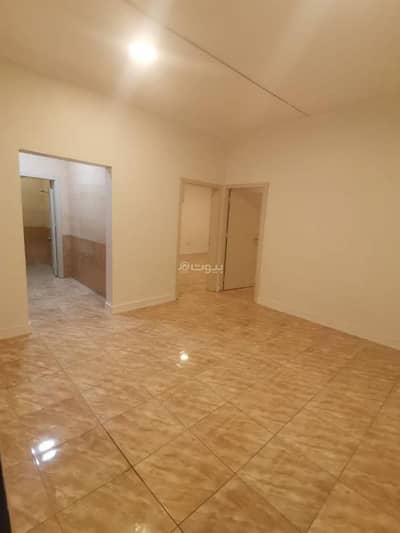 2 Bedroom Flat for Rent in East Riyadh, Riyadh - An apartment in the Alcazar neighborhood consisting of two bedrooms and a living room