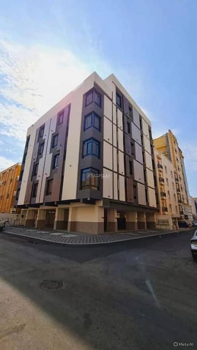 3 Bedroom Flat for Sale in North Jeddah, Jeddah - Family residential and investment apartment on two streets in the finest neighborhoods of Jeddah - Al-Rawdah