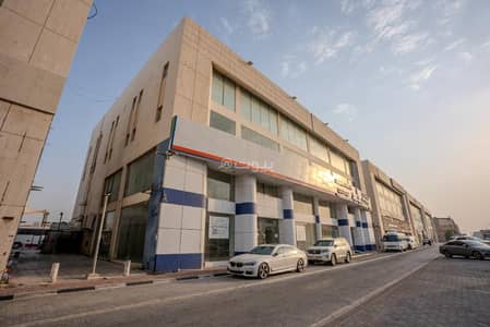 Showroom for Rent in Al Nakhil, Dammam - Showroom in Al Nakhil 180000 SAR - 88038219