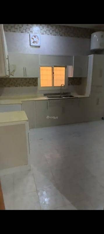 4 Bedroom Floor for Rent in North Riyadh, Riyadh - Role in Al-Yasmin Villa