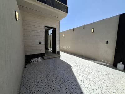 4 Bedroom Floor for Sale in East Riyadh, Riyadh - A distinguished ground floor with a swimming pool in the Qurtia district, one of the most upscale neighborhoods in eastern Riyadh 4 Bedroom Floor for Sale in East Riyadh, Riyadh - A distinguished ground floor with a swimming pool in the Qurtia district, one of the most upscale neighborhoods in eastern Riyadh