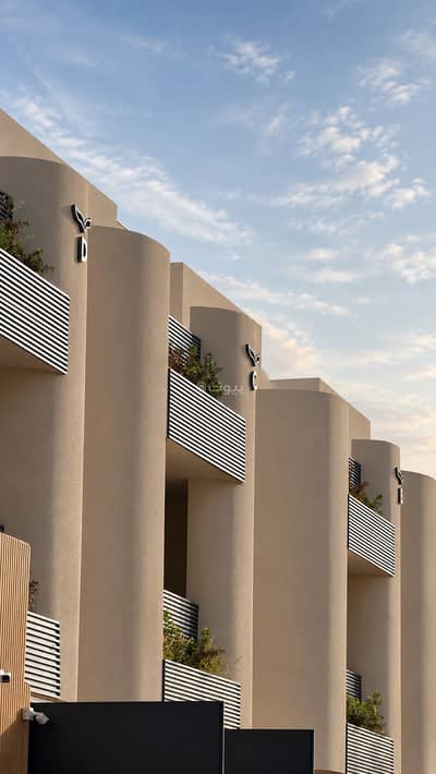 4 Bedroom Floor for Sale in North Riyadh, Riyadh - Wakan41– First Floor with a Modern Design