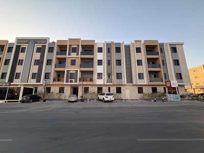 3 Bedroom Flat for Sale in East Riyadh, Riyadh - Ground floor apartment, 3 bedrooms and a reception, at a special price