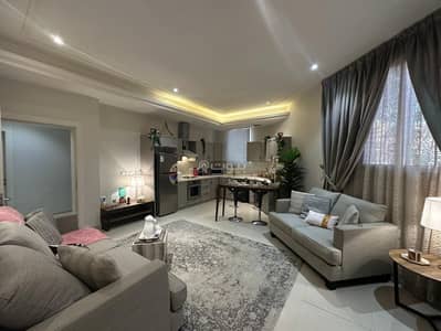 3 Bedroom Flat for Rent in North Riyadh, Riyadh - Apartment in North Riyadh,Al Qirawan 3 bedrooms 90000 SAR - 88039369 3 Bedroom Flat for Rent in North Riyadh, Riyadh - Apartment in North Riyadh,Al Qirawan 3 bedrooms 90000 SAR - 88039369