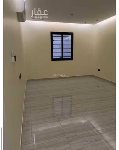 3 Bedroom Apartment for Rent in East Riyadh, Riyadh - Three-bedroom apartment for rent in Al-Qadisiyya