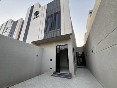 3 Bedroom Floor for Sale in East Riyadh, Riyadh - Luxurious villa for sale 3 Bedroom Floor for Sale in East Riyadh, Riyadh - Luxurious villa for sale