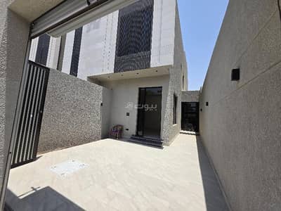 3 Bedroom Floor for Sale in East Riyadh, Riyadh - For sale: a distinguished ground floor in the Al-Yarmouk neighborhood 3 Bedroom Floor for Sale in East Riyadh, Riyadh - For sale: a distinguished ground floor in the Al-Yarmouk neighborhood