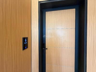 4 Bedroom Flat for Sale in East Riyadh, Riyadh - 4-bedroom apartment with a backyard in Yarmouk