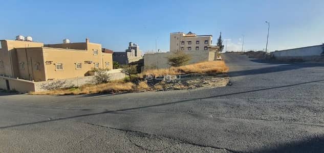 Residential Land for Sale in Al Ghadir, Abha - Residential land for sale in Abha - Al-Muhala - Al-Ghadeer District on 3 facades. Residential Land for Sale in Al Ghadir, Abha - Residential land for sale in Abha - Al-Muhala - Al-Ghadeer District on 3 facades.