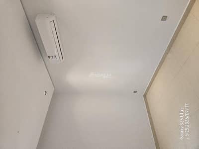 3 Bedroom Flat for Rent in North Riyadh, Riyadh - Three-bedroom apartment for rent in Al-Narjis