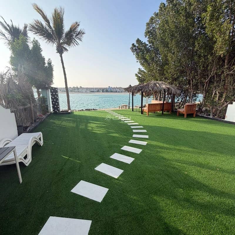 Luxury villa on the sea in Durrat Al Arous Luxury villa on the sea in Durrat Al Arous