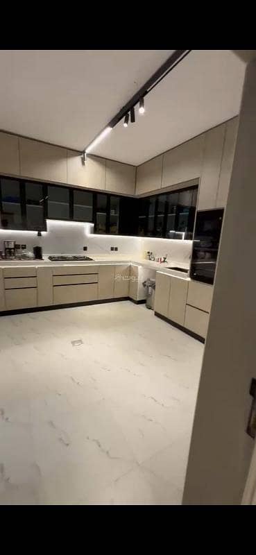 Renovated apartment for sale in Seville, east of Riyadh Renovated apartment for sale in Seville, east of Riyadh