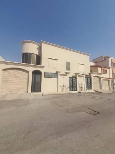 2 Bedroom Apartment for Rent in Al Mazrooa 1st, Al Ahsa - Apartment for rent in Al-Mazroua 1, Al-Ahsa - family housing
