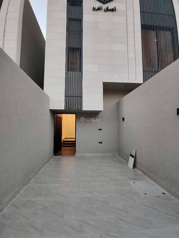 Upper townhome in Al-Yarmouk neighborhood, east of Riyadh, with a excellent location close to all services and main roads Upper townhome in Al-Yarmouk neighborhood, east of Riyadh, with a excellent location close to all services and main roads