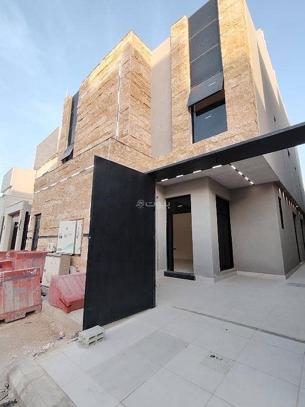 Luxury villa for sale in Al-Mu'izzila District Luxury villa for sale in Al-Mu'izzila District