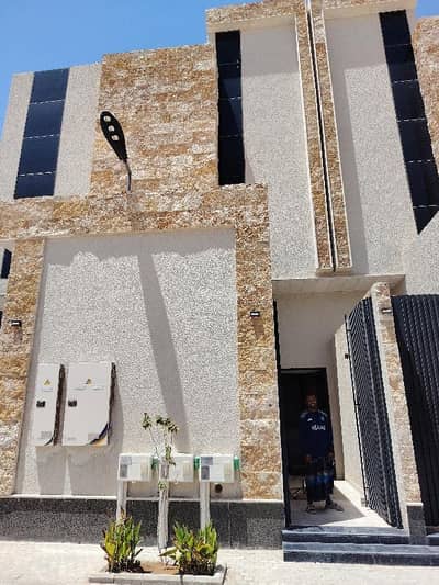 3 Bedroom Flat for Sale in East Riyadh, Riyadh - Luxurious apartment for sale for those seeking the Al-Janadriya neighborhood 3 Bedroom Flat for Sale in East Riyadh, Riyadh - Luxurious apartment for sale for those seeking the Al-Janadriya neighborhood
