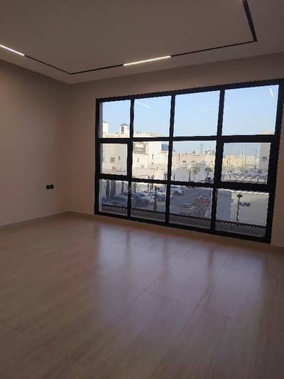 4 Bedroom Flat for Sale in East Riyadh, Riyadh - Luxurious apartment for sale, Qurtuba district