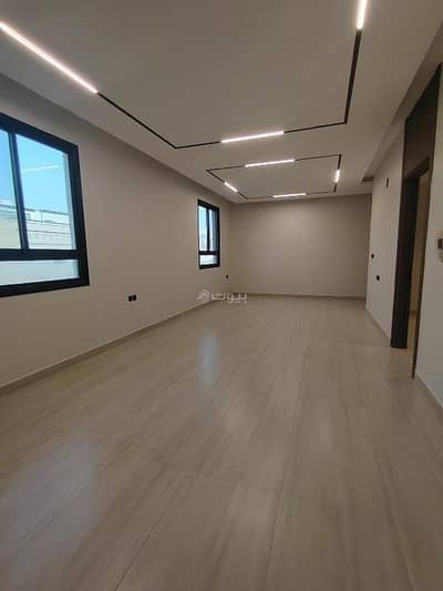 4 Bedroom Floor for Sale in East Riyadh, Riyadh - Luxurious penthouse for sale in Córdoba neighborhood