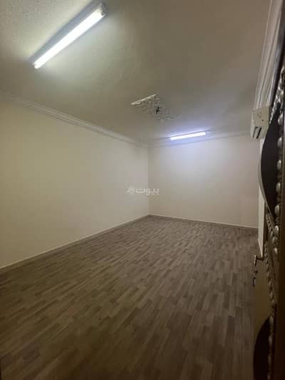 2 Bedroom Flat for Rent in West Riyadh, Riyadh - Two-bedroom apartment with a living room and a master bedroom for rent in Tuwaq, Riyadh 2 Bedroom Flat for Rent in West Riyadh, Riyadh - Two-bedroom apartment with a living room and a master bedroom for rent in Tuwaq, Riyadh