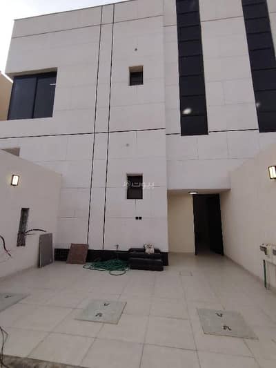 5 Bedroom Floor for Sale in East Riyadh, Riyadh - Floor in East Riyadh,Al Rimal 5 bedrooms 900000 SAR - 88045636 5 Bedroom Floor for Sale in East Riyadh, Riyadh - Floor in East Riyadh,Al Rimal 5 bedrooms 900000 SAR - 88045636