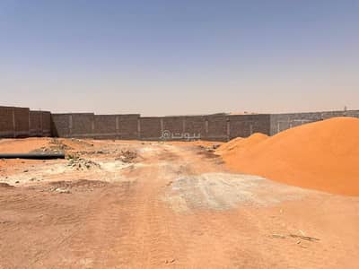 Industrial Land for Sale in Hajaruh Aldhiybiuh Wakhadira - Land for sale, area 2000 sqm, its street is 15.