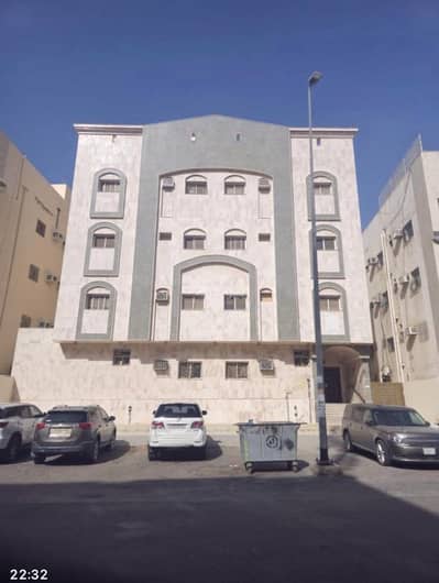 عمارة سكنية للبيع في الدرع، المدينة المنورة - عمارة بحي الدرع ( المستراح ) للبيع عمارة سكنية للبيع في الدرع، المدينة المنورة - عمارة بحي الدرع ( المستراح ) للبيع