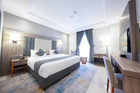 1 Bedroom Flat for Rent in North Jeddah, Jeddah - A Juinio (or Junio) suite with a double corridor, considered a living room and a lounge Unit 1