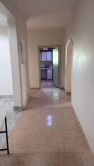 4 Bedroom Flat for Rent in East Riyadh, Riyadh - An apartment for rent on Al Qarah Street, Ishbiliyah District, Riyadh City.
