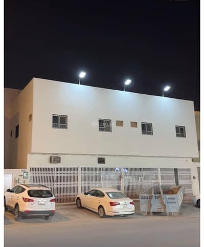عمارة سكنية  للبيع في غرب الرياض، الرياض - للبيع عمارة تجارية شارع سدير