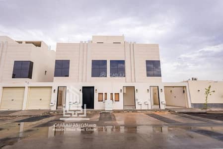 3 Bedroom Floor for Rent in East Riyadh, Riyadh - Ground floor for rent in a prime location with a view of the garden 3 Bedroom Floor for Rent in East Riyadh, Riyadh - Ground floor for rent in a prime location with a view of the garden