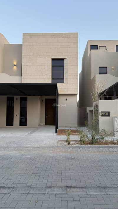 4 Bedroom Villa for Sale in North Riyadh, Riyadh - Villa in North Riyadh,Al Yasmin 4 bedrooms 3150000 SAR - 88038596 4 Bedroom Villa for Sale in North Riyadh, Riyadh - Villa in North Riyadh,Al Yasmin 4 bedrooms 3150000 SAR - 88038596