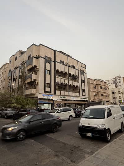 Commercial Building for Sale in North Jeddah, Jeddah - A residential and commercial building Commercial Building for Sale in North Jeddah, Jeddah - A residential and commercial building