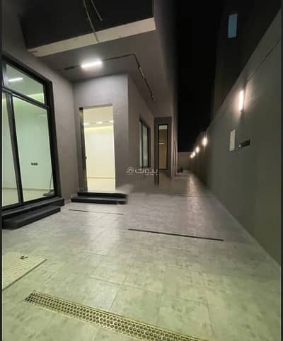 2 Bedroom Floor for Sale in East Riyadh, Riyadh - Floor For Sale in Al Bayan Neighborhood, Riyadh