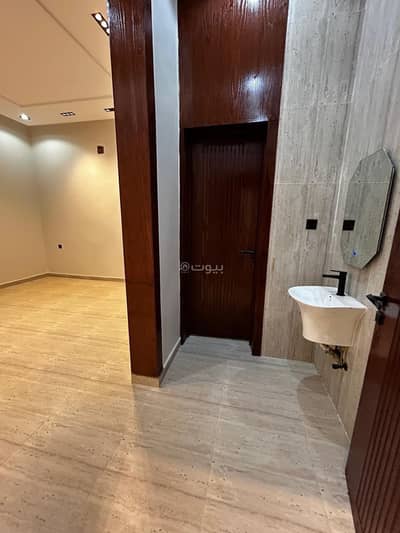 5 Bedroom Floor for Sale in West Riyadh, Riyadh - Roles and Sunset Apartments prices and good sizes with good finish. They come with all guarantees and Milat insurance. All services available: groceries, schools, mosques, markets. Close to Mecca Road. Cash and bank transaction clearance. We also offer debt settlements and resolution of defaults. Contact us for any inquiry. At your service.